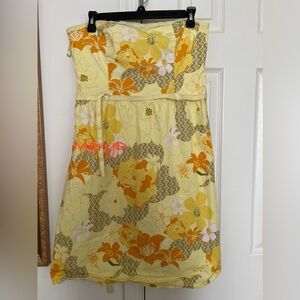 Pre loved strapless dress from Old Navy size 8 fit small